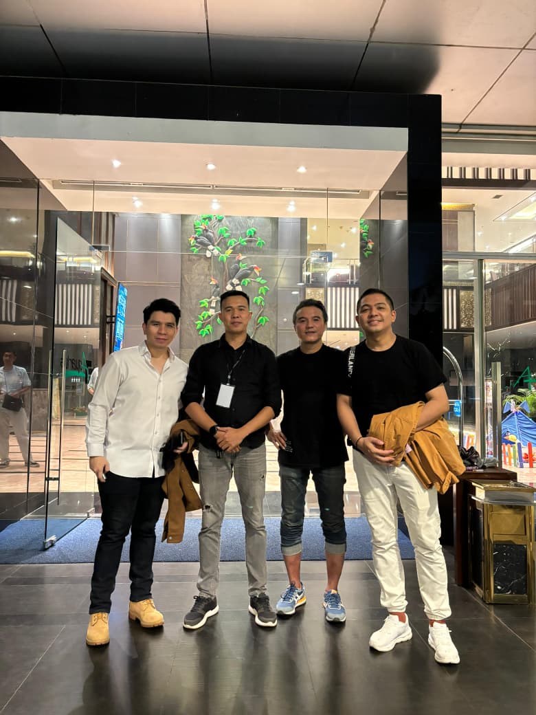 Pelayanan Tamu VIP Govinda Band